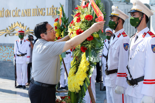 Chùm ảnh: Thủ tướng Phạm Minh Chính thăm và làm việc tại Quảng Nam