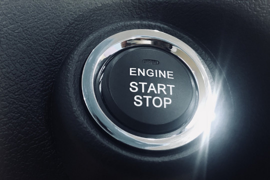 Có nên độ nút khởi động Engine Start Stop?