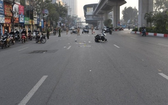 Tìm người biết vụ tai nạn làm 3 người thương vong ở Hà Nội