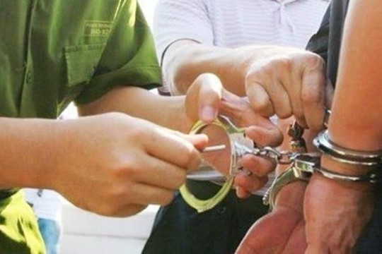 Bắt khẩn cấp gã chú họ bị tố xâm hại cháu gái 10 tuổi ở Thái Bình