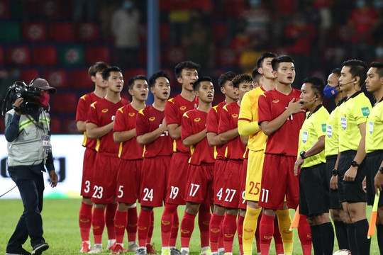 Hùng Dũng 'gánh team', Quang Hải chưa chắc suất SEA Games 31