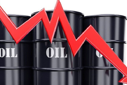 Giá dầu giảm mạnh, mất mốc 100 USD/thùng