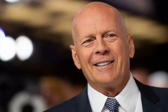 Tài tử Bruce Willis giải nghệ ở tuổi 67 vì mắc chứng mất ngôn ngữ