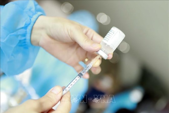 Cà Mau: Bé gái gần 8 tháng tuổi bị tiêm nhầm vaccine dần hồi phục