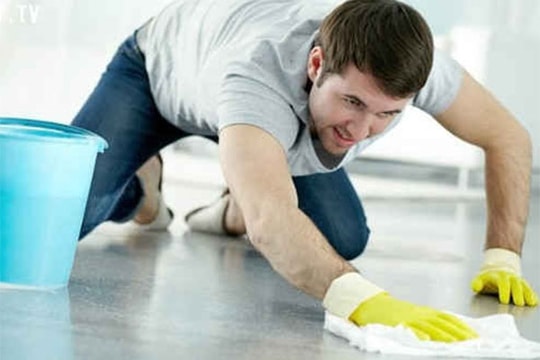 Chồng tranh làm hết việc nhà, không cho vợ động tay giúp đỡ và cái kết đáng buồn