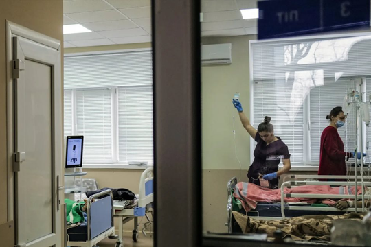 Có một cuộc chiến khác trong các bệnh viện Ukraine