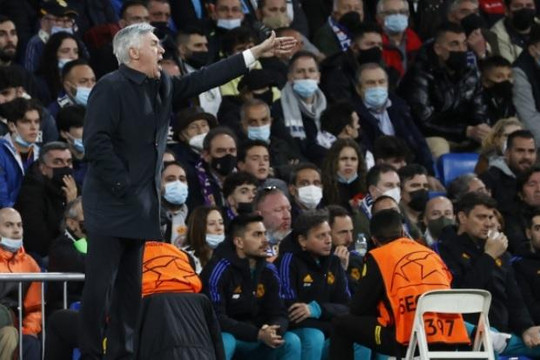 HLV Ancelotti khiến Chelsea thêm đau và báo điềm xấu Man City