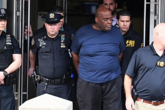 Vụ xả súng kinh hoàng tại New York, Mỹ: 5 thám tử được thưởng 50.000 USD