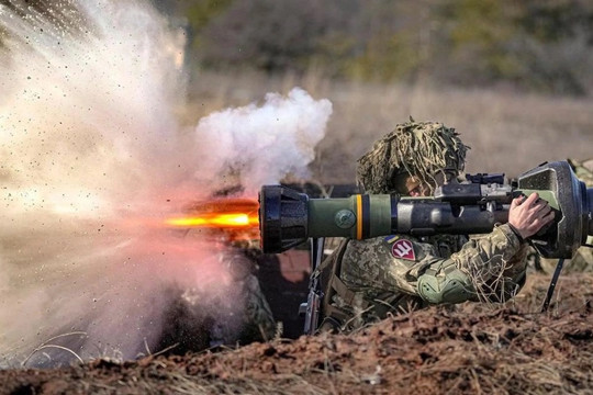 Vũ khí hạng nặng của NATO liệu có giúp Ukraine "lội ngược dòng" trước Nga?
