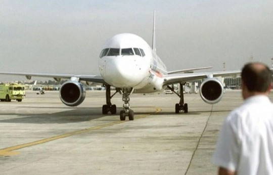 Thợ kỹ thuật thiếu quan sát khiến 2 máy bay Airbus va chạm tại Nội Bài