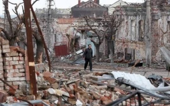 Ukraine thừa nhận lực lượng ở Mariupol bên bờ sụp đổ, tiết lộ một đề nghị với Nga