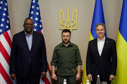 Mỹ xoay chuyển chiến lược trên "bàn cờ" chiến sự Nga - Ukraine