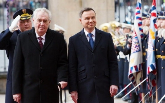 Giữa xung đột Nga-Ukraine, Czech tăng cường tiếp xúc cấp cao với Ba Lan, coi trọng biên giới bên ngoài EU