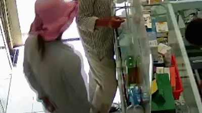 Dàn cảnh trộm cắp 'siêu đẳng' tại các tiệm thuốc tây của cặp đôi trung niên