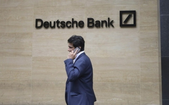 Đức: Khám xét các văn phòng của ngân hàng Deutsche Bank, điều tra hoạt động liên quan rửa tiền