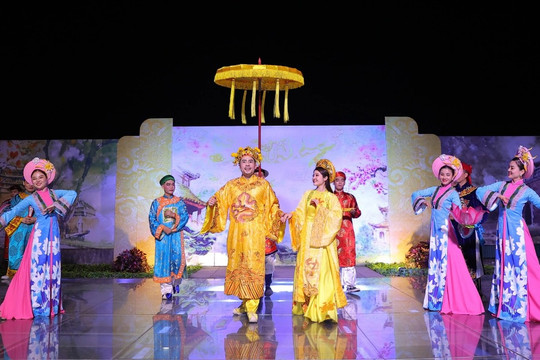 Lộng lẫy "đêm hoàng cung" tại Hoàng thành Thăng Long