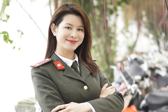 Chiến sĩ công an Huyền Trang vai bà chủ massage Mộng Mơ ngoài đời thế nào?