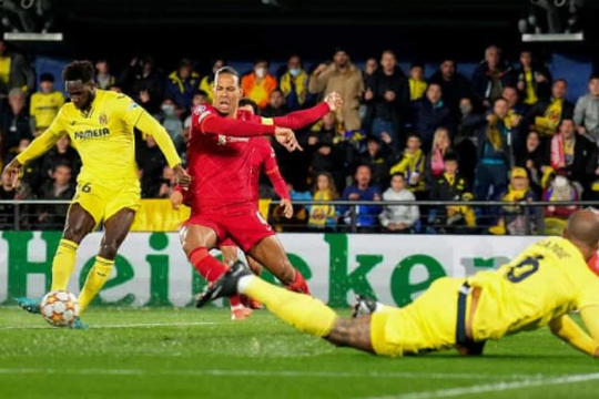 Van Dijk tiết lộ câu nói của Klopp khiến Liverpool thắng ngược Villarreal
