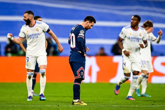 Messi choáng váng nhắn Aguero khi Benzema nhấn chìm Man City