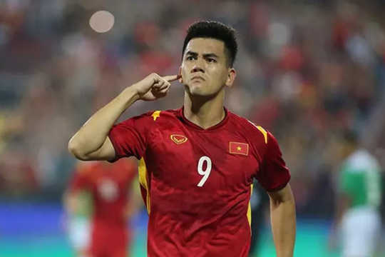 Liên tục bị đội bạn chơi xấu, U23 Việt Nam thắng đậm tỷ số 3 - 0