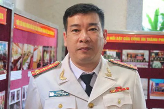 Cựu Trưởng Phòng cảnh sát Kinh tế Hà Nội Phùng Anh Lê bị truy tố tội nhận hối lộ