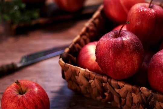 5 lợi ích khi ăn táo vào buổi sáng