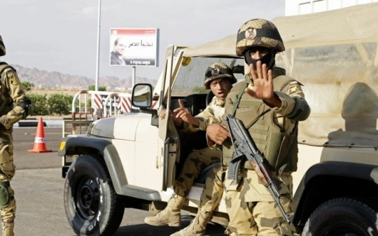 Ai Cập đẩy lùi tấn công khủng bố, các nước Arab lên án hành vi 'hèn nhát'