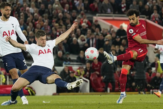 Liverpool, Tottenham 'hại nhau' bởi trận hòa ở Anfield