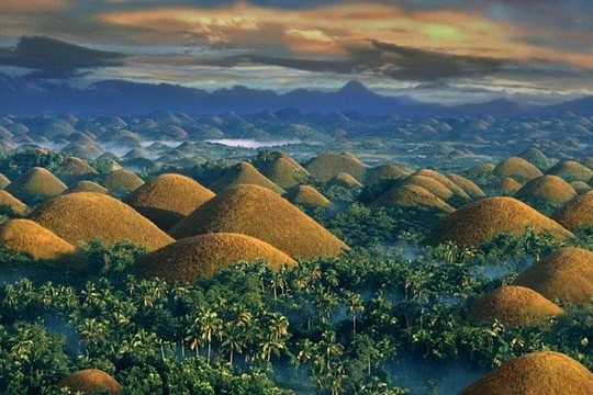 Khu đồi Chocolate như trong phim viễn tưởng ở Philippines