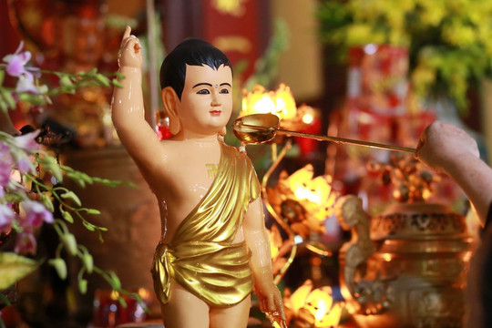 Những việc nên làm trong ngày lễ Phật đản giúp mang lại bình an, mạnh khỏe