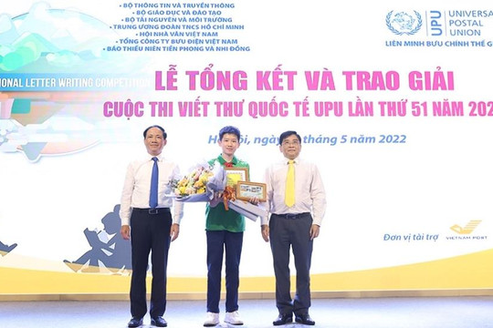 Nam sinh lớp 9 Hà Nội giành giải nhất cuộc thi viết thư quốc tế UPU lần thứ 51