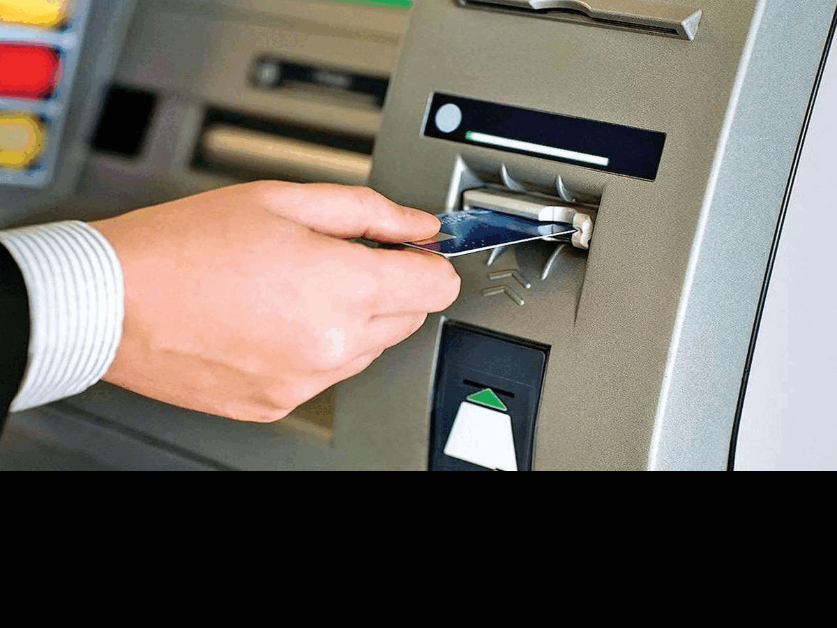 CLIP: Làm sao để rút tiền bằng căn cước công dân gắn chip tại ATM?