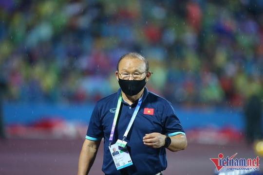 Sau 'tai nạn', thầy Park nắn U23 Việt Nam thế nào?
