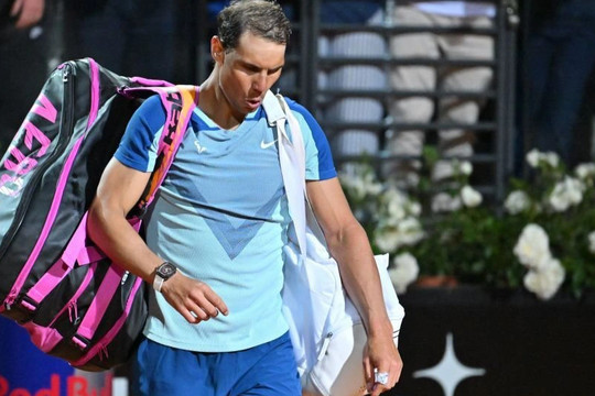 Djokovic dễ dàng vào tứ kết, Nadal bị loại