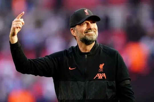 Jurgen Klopp: 'con người toàn tự tạo rắc rối, kiểu như ‘không giành cú ăn 4 thì liệu hồn’