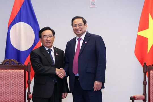 Thủ tướng Phạm Minh Chính gặp Thủ tướng Lào và tiếp xúc song phương các nhà lãnh đạo ASEAN