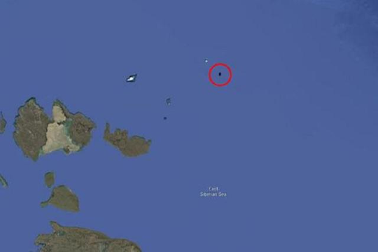 Google Maps 'giấu nhẹm' hòn đảo bí ẩn của Nga thổi bùng thuyết âm mưu về một 'căn cứ tuyệt mật'