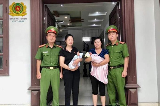 Hải Dương: Phát hiện 2 trẻ sơ sinh đặt trong túi nilon bỏ rơi trước cửa nhà dân