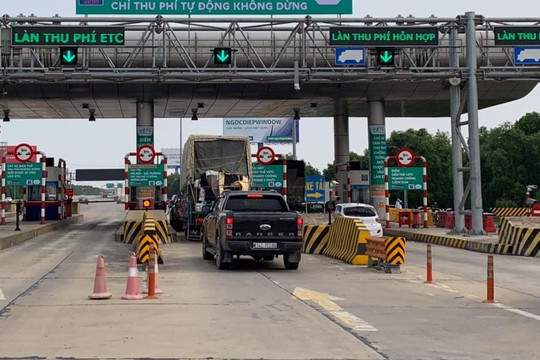 Cao tốc Hà Nội-Hải Phòng bỏ thu phí bằng tiền mặt, cảnh báo khẩn với lái xe
