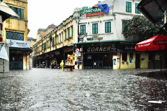 Hà Nội: Kiến nghị xây bể ngầm chứa nước mưa chống ngập quận Hoàn Kiếm