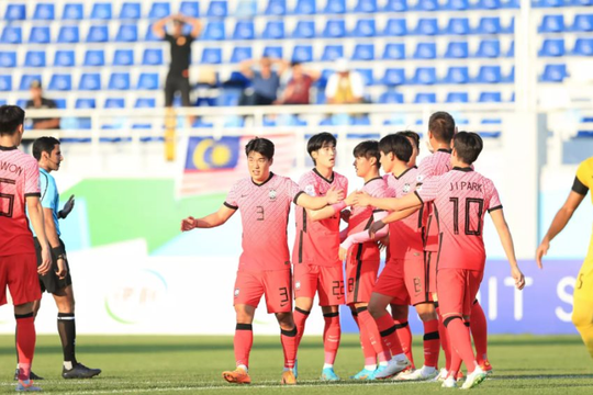 U23 Việt Nam vs U23 Hàn Quốc: Chờ HLV Gong Oh Kyun trổ tài
