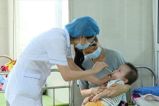 Ninh Bình: Trẻ mắc bệnh tay chân miệng tăng cao
