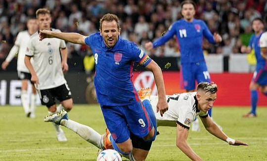 Harry Kane ghi bàn giúp đội tuyển Anh thoát thua Đức