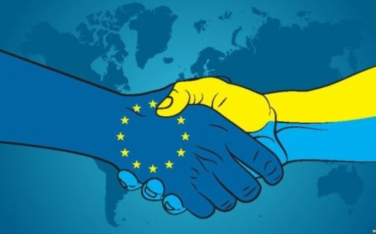 Ngân khố EU kiệt quệ vì Ukraine? Nga cảnh báo hậu quả nguy hiểm vì viện trợ quân sự cho Kiev