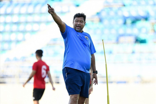 Bị loại từ vòng bảng, CĐV đòi sa thải huấn luyện viên U23 Thái Lan