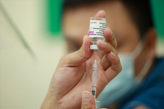 Tại sao vẫn nên tiêm vaccine COVID-19 mũi 4?