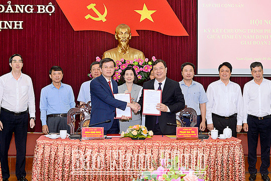 Tỉnh ủy Nam Định và Tạp chí Cộng sản ký kết Chương trình phối hợp tuyên truyền