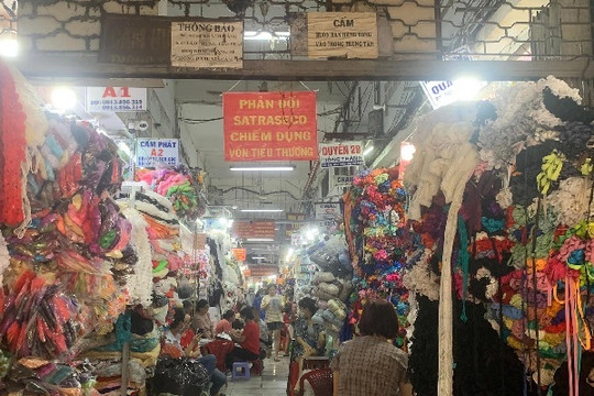 Vì sao tiểu thương chợ Đại Quang Minh đồng loạt xin nghỉ bán?