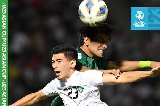 Đá với 10 người, U23 Uzbekistan vẫn tiến vào bán kết U23 Châu Á 2022