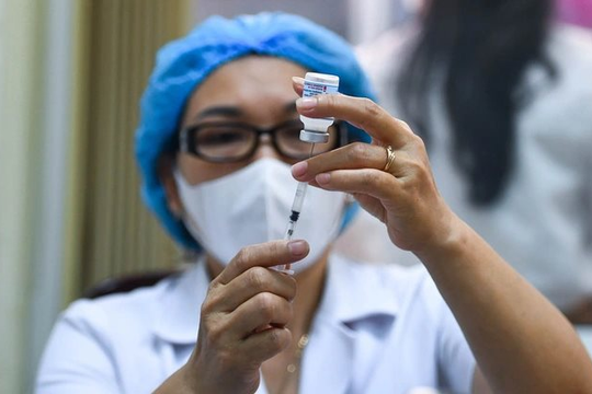 Nhiều người dân Hà Nội "né" tiêm vaccine Covid-19 mũi 4